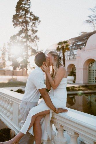 mobile - carousel-hero-element image-1